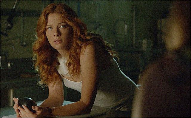 21038241 20130909155645057.jpg r 640 600 b 1 D6D6D6 f jpg q x Julia, l'atout charme de Chester's Hill.