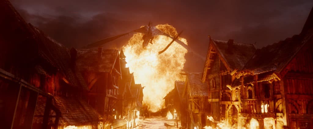 le hobbit la bataille des cinq armees supplementaires smaug feu THE HOBBIT: THE BATTLE OF THE FIVE ARMIES