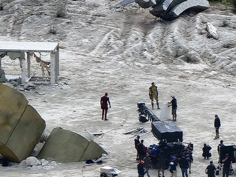 1689506877 624 Exclusif la nouvelle video du set Deadpool 3 de Marvel Exclusif: la nouvelle vidéo du set 'Deadpool 3' de Marvel divulguée en ligne