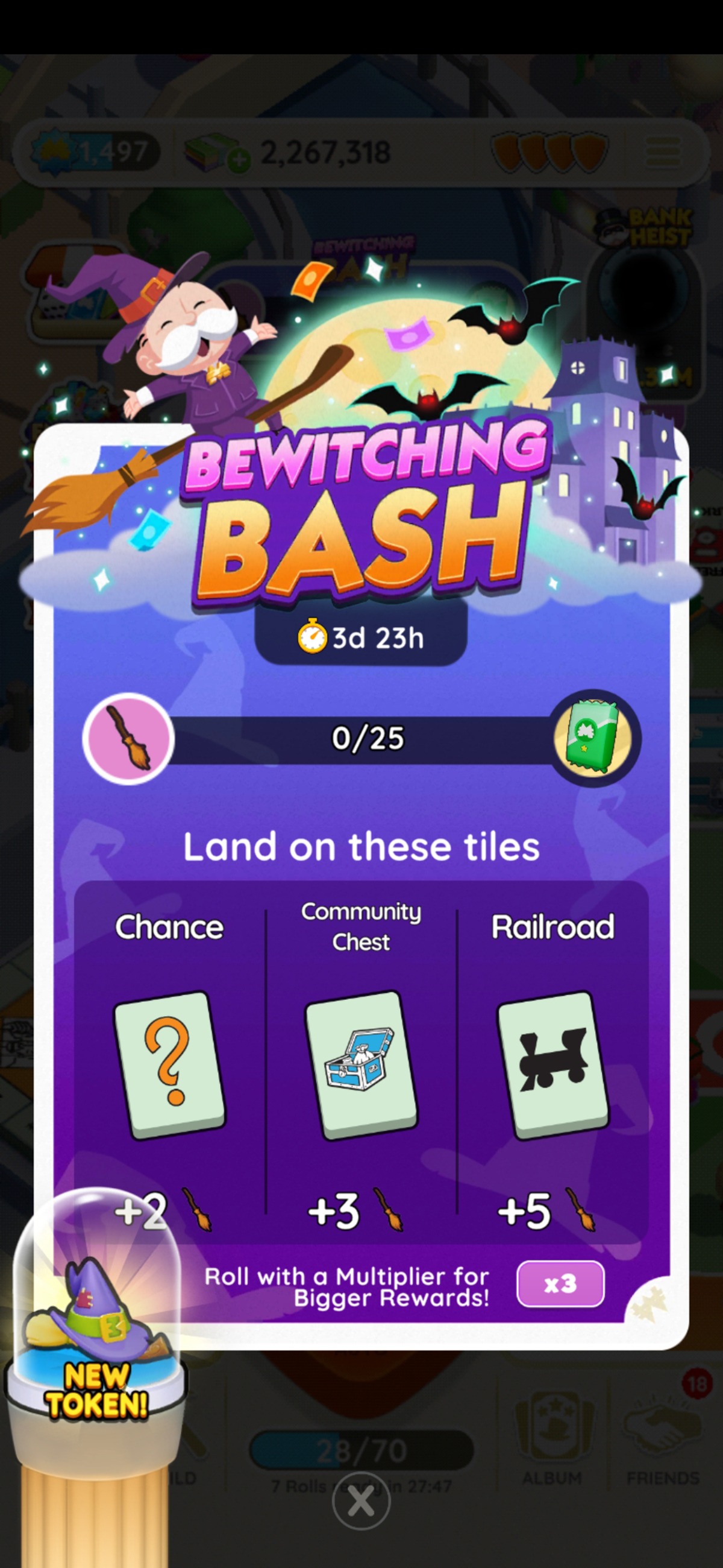 Toutes les recompenses de levenement Bewitching Bash dans Monopoly GO Une image des règles de l’événement « Bewitching Bash » dans Monopoly GO. L’image montre Rich Uncle Pennybags volant sur un manche à balai vers une lune et des chauves-souris.