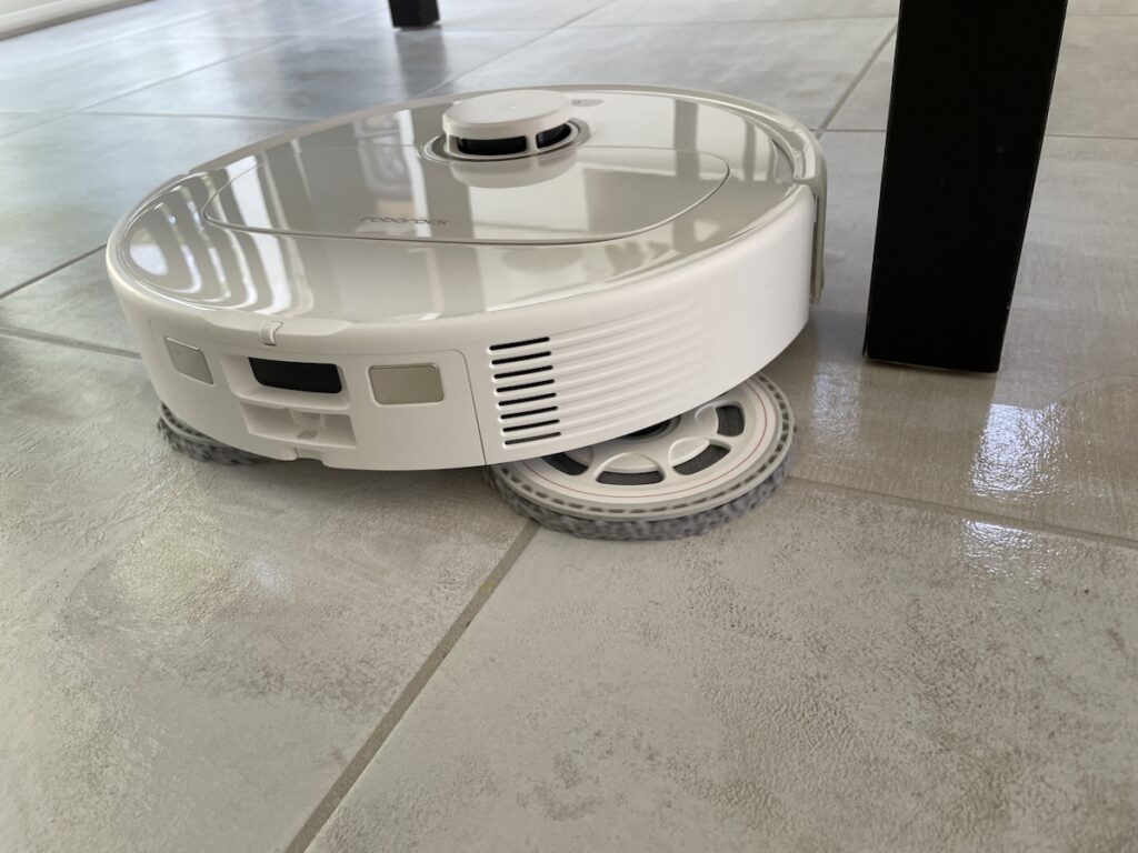 Roborock Qrevo Pro 9 Roborock Qrevo Pro 9