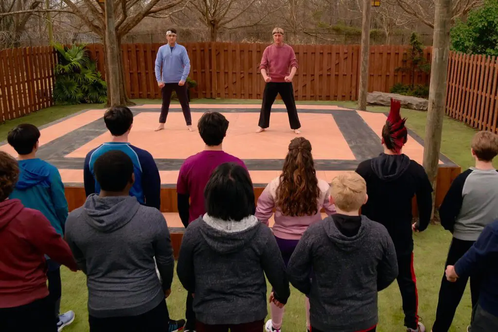 1730817925 715 Tout ce qui sest passe dans la saison 4 de.webp Cobra Kai Saison 4, Épisode 10