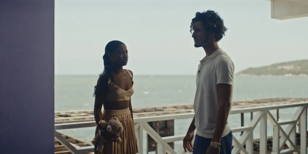 Shernet Swearine et PJ Thwaites dans Get Millie Black