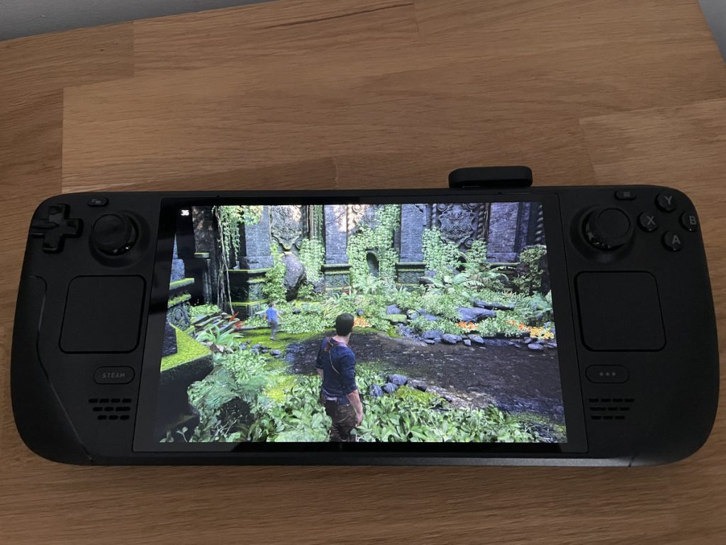 SteelSeries Arctis GameBuds 12 1 SteelSeries Arctis GameBuds 12 1