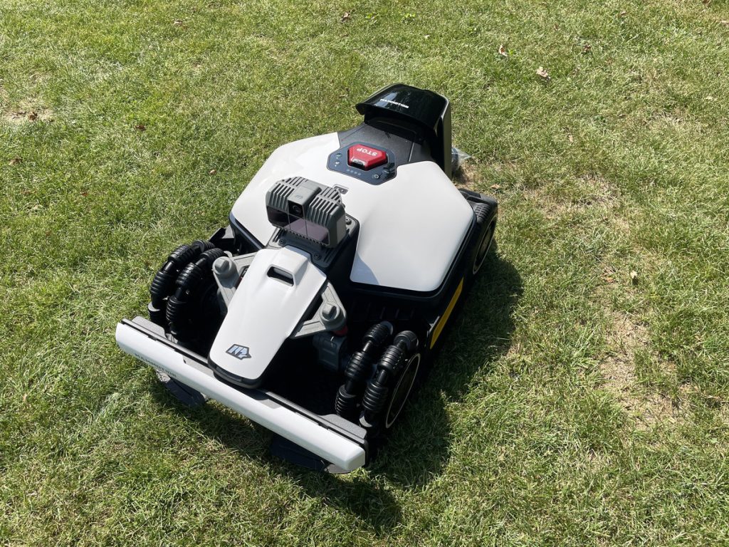 Mammotion LUBA Mini AWD LIDAR 23 Mammotion LUBA Mini AWD LIDAR 23