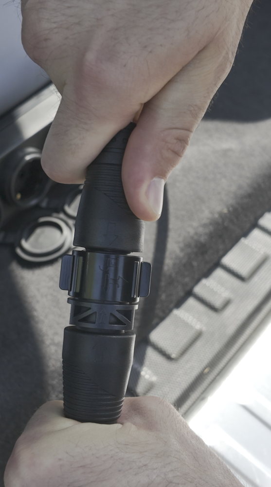 PC280 outdoors 002 PC280 outdoors 002