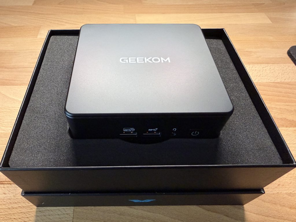 Geekom IT15 U9 2 Geekom IT15 U9 2