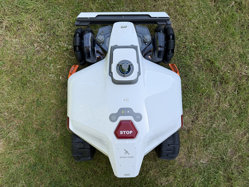 Mammotion Luba 3 AWD 13 Mammotion Luba 3 AWD 13