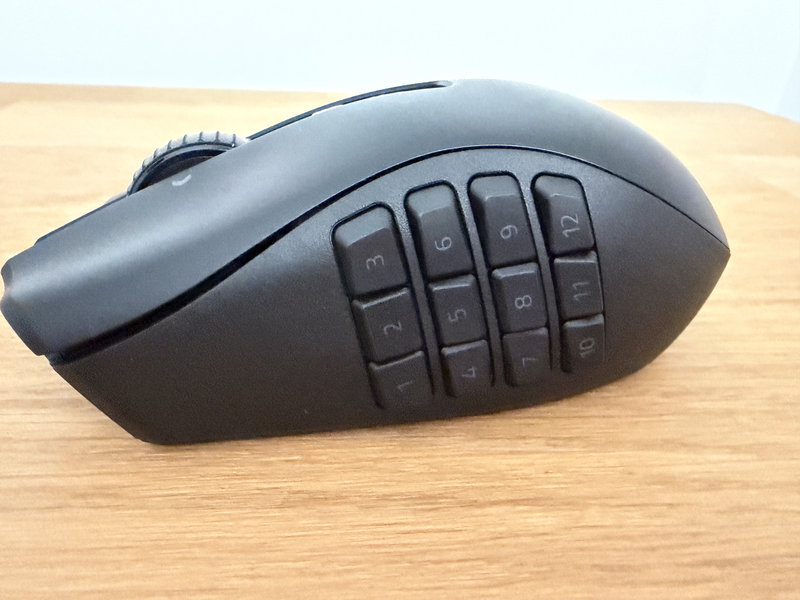 Razer Naga V2 Pro 6 Razer Naga V2 Pro 6