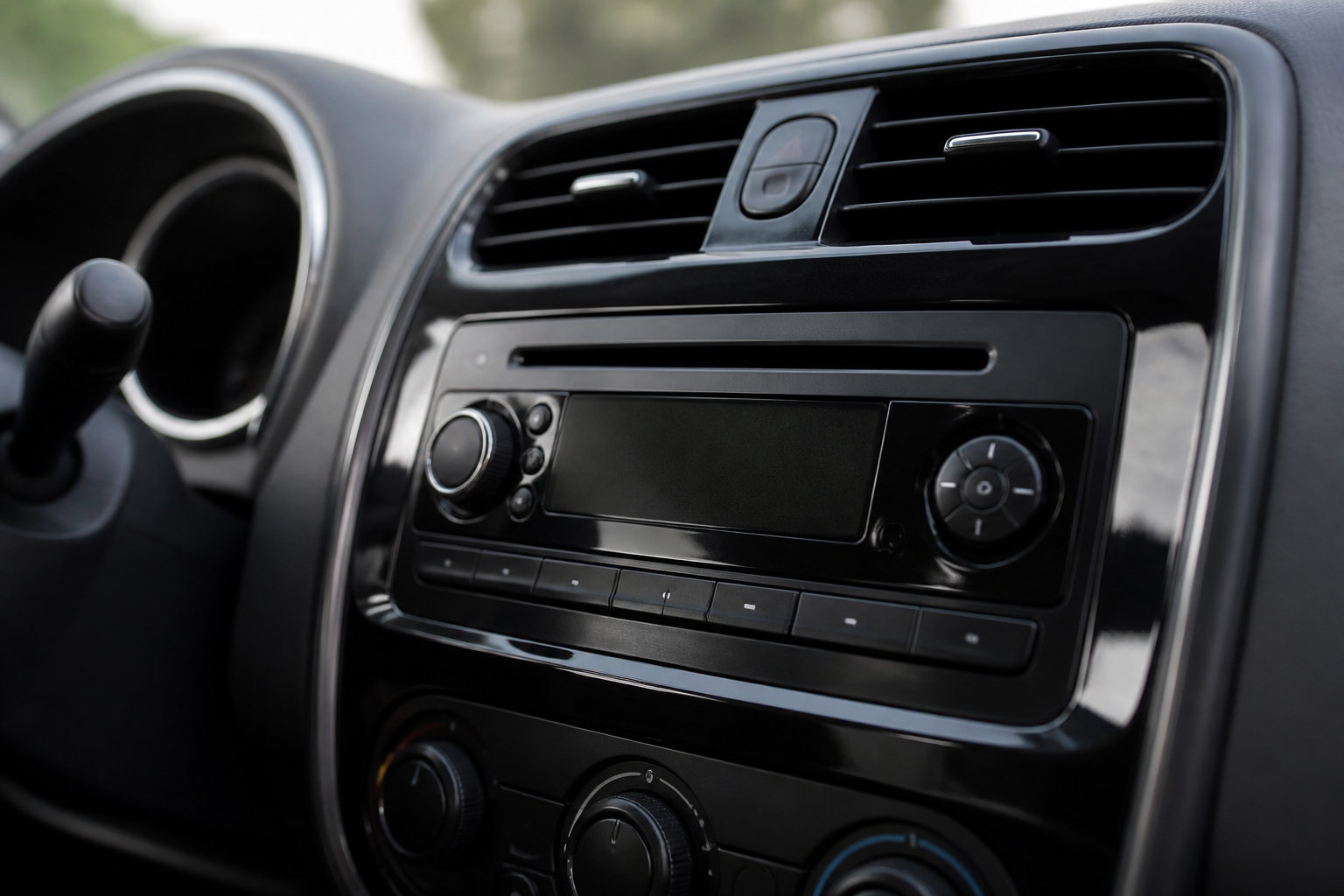 autoradio s digitalnim displejem Le DAB+ et le numérique : tes options pour une écoute moderne