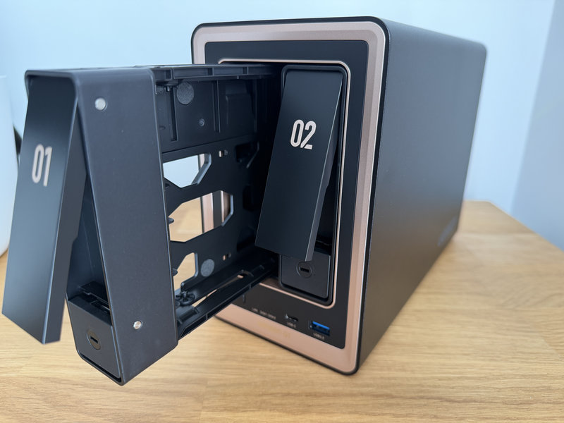UGREEN NASync DXP2800 GT 10 UGREEN NASync DXP2800 GT 10