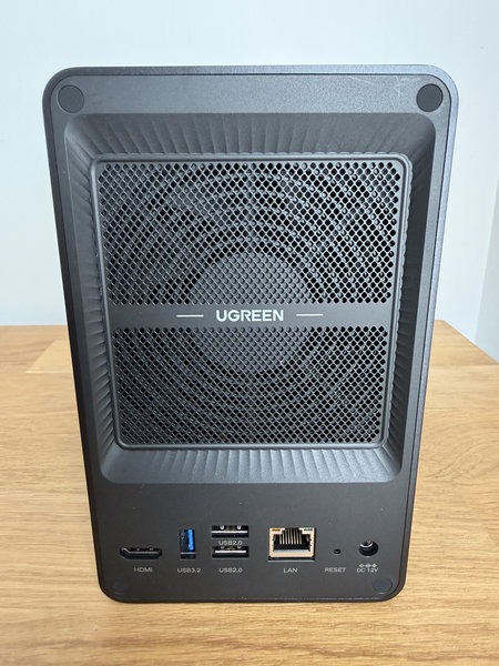 UGREEN NASync DXP2800 GT 8 UGREEN NASync DXP2800 GT 8