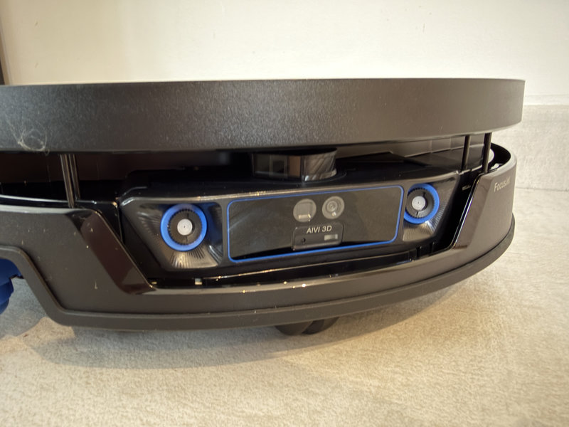 Ecovacs Deebot X12S OmniCyclone 18 Capteurs AIVI 3D 4.0 à l’avant du Deebot X12S OmniCyclone