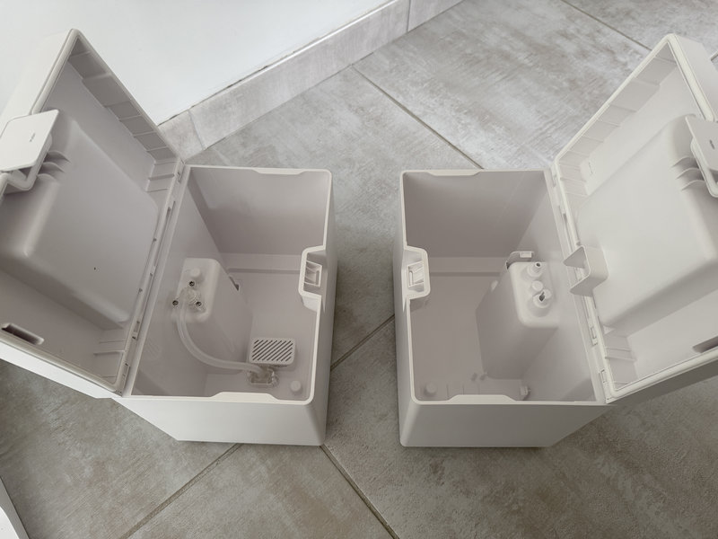 Mova E50 Pro Ultra 14 Intérieur des réservoirs de 5 et 4,5 litres du Mova E50 Pro Ultra